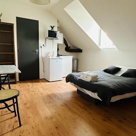 Studio 12 Proche Centre Ville Avec Wifi Parking Troyes Zewnętrze zdjęcie