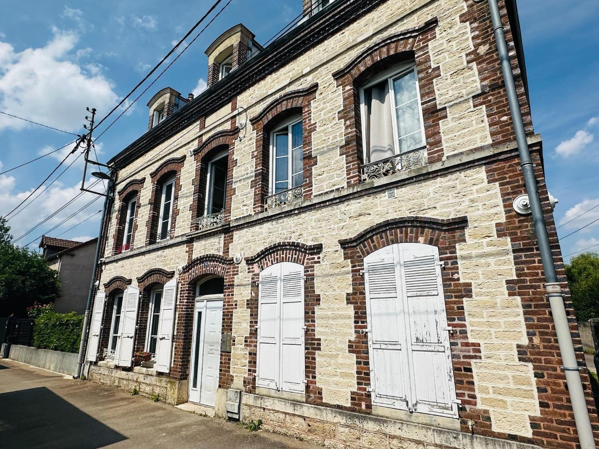 Studio 12 Proche Centre Ville Avec Wifi Parking Troyes Zewnętrze zdjęcie